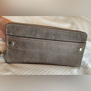 Frye Melissa Zip Wallet 2